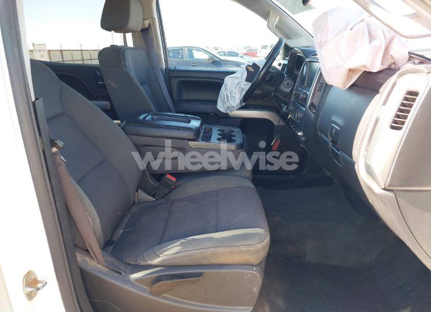 Photo 5 of 2016 Chevrolet Silverado 2500HD LT (VIN 1GC1KVE88GF160922)