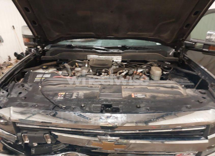 Photo 10 of 2016 Chevrolet Silverado 2500HD LT (VIN 1GC1KVE88GF239944)