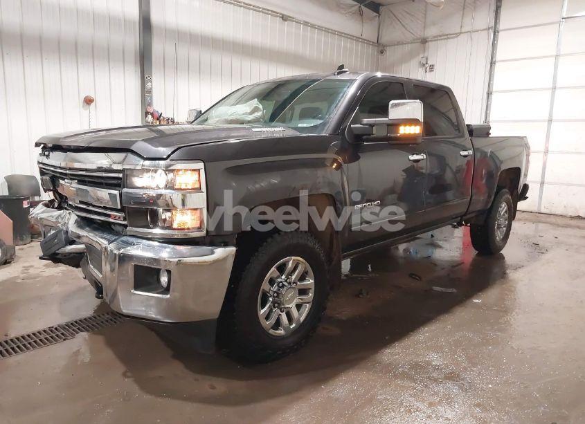 Photo 2 of 2016 Chevrolet Silverado 2500HD LT (VIN 1GC1KVE88GF239944)