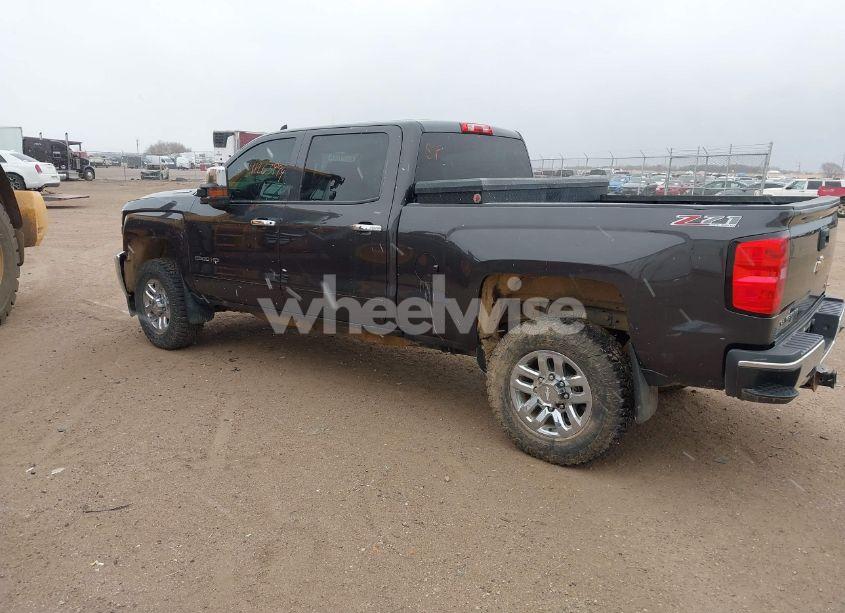 Photo 3 of 2016 Chevrolet Silverado 2500HD LT (VIN 1GC1KVE88GF239944)