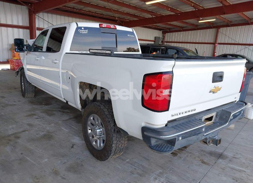 Photo 3 of 2016 Chevrolet Silverado 2500HD LT (VIN 1GC1KVE88GF247168)
