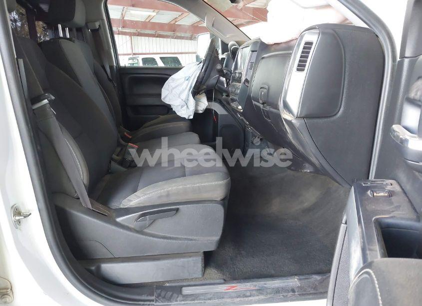 Photo 5 of 2016 Chevrolet Silverado 2500HD LT (VIN 1GC1KVE88GF247168)