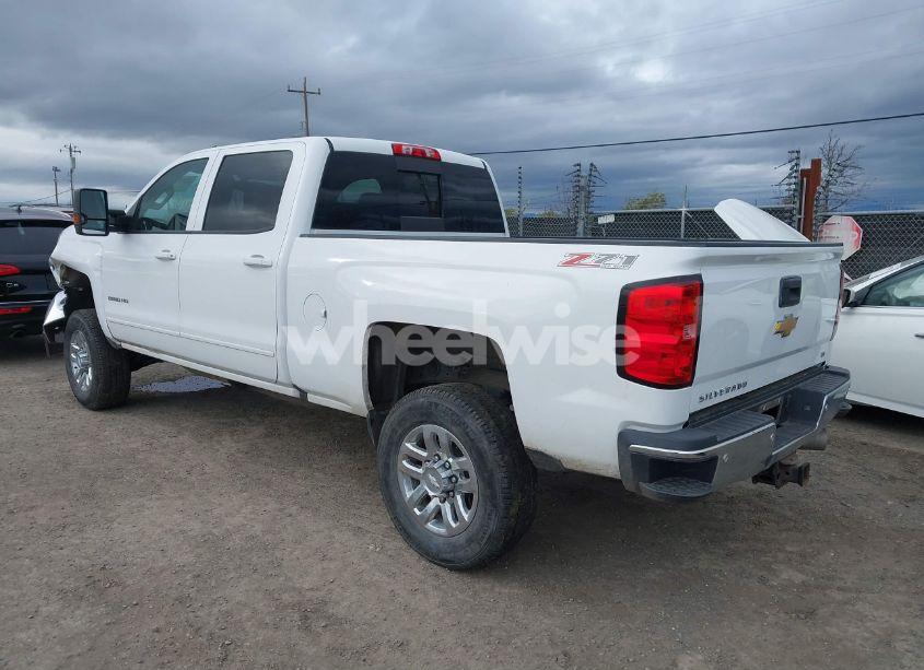 Photo 3 of 2016 Chevrolet Silverado 2500HD LT (VIN 1GC1KVE89GF117156)