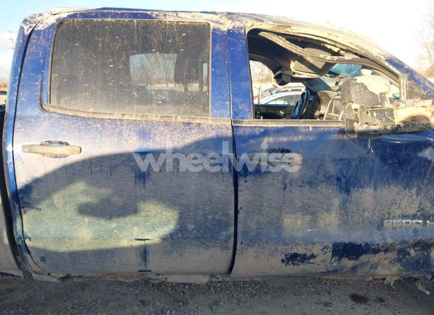 Photo 13 of 2015 Chevrolet Silverado 2500HD LT (VIN 1GC1KVE8XFF146972)