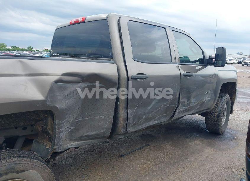 Photo 6 of 2015 Chevrolet Silverado 2500HD LT (VIN 1GC1KVEG0FF131663)