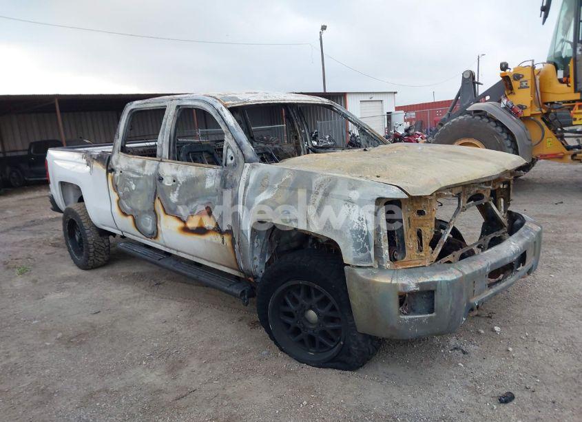 2015 Chevrolet Silverado 2500HD LT (VIN 1GC1KVEG0FF190275) main photo