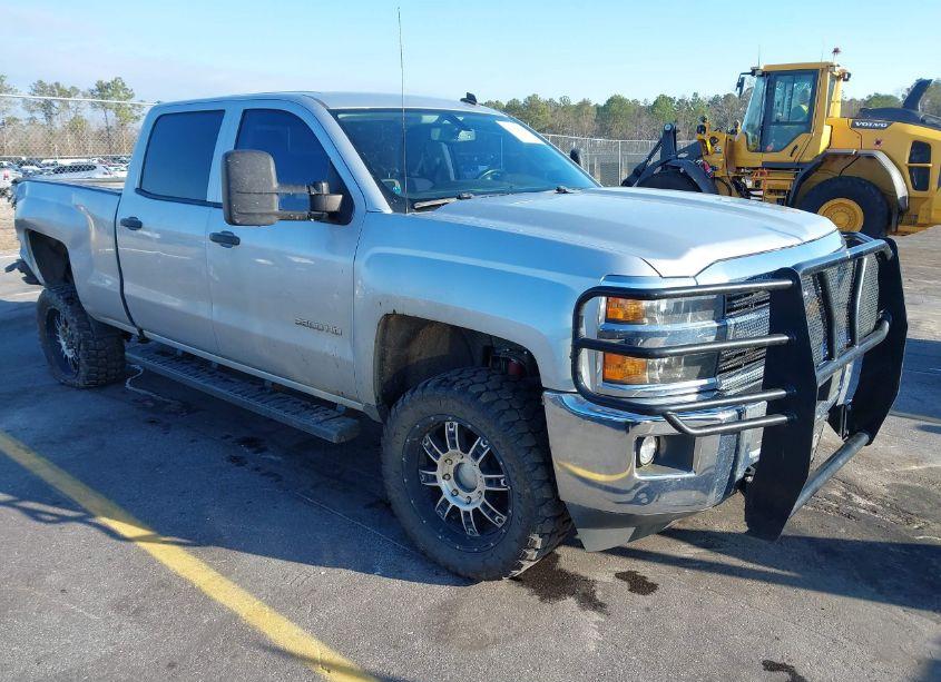 2015 Chevrolet Silverado 2500HD LT (VIN 1GC1KVEG1FF192472) main photo