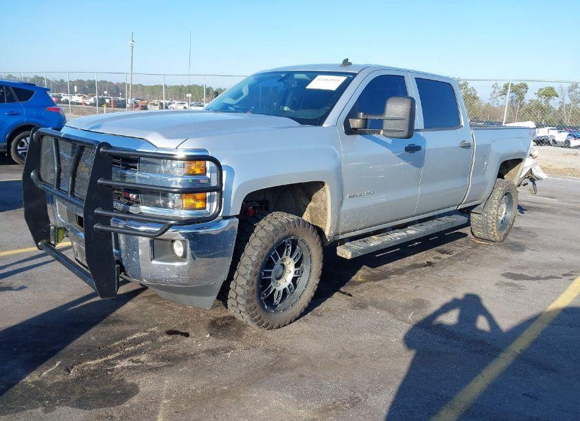 Photo 2 of 2015 Chevrolet Silverado 2500HD LT (VIN 1GC1KVEG1FF192472)