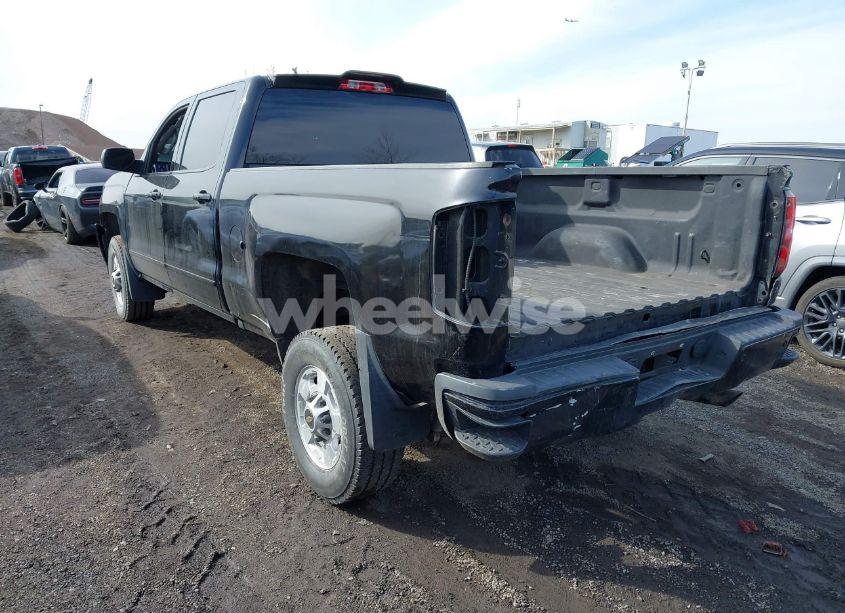 Photo 3 of 2016 Chevrolet Silverado 2500HD LT (VIN 1GC1KVEG2GF254544)