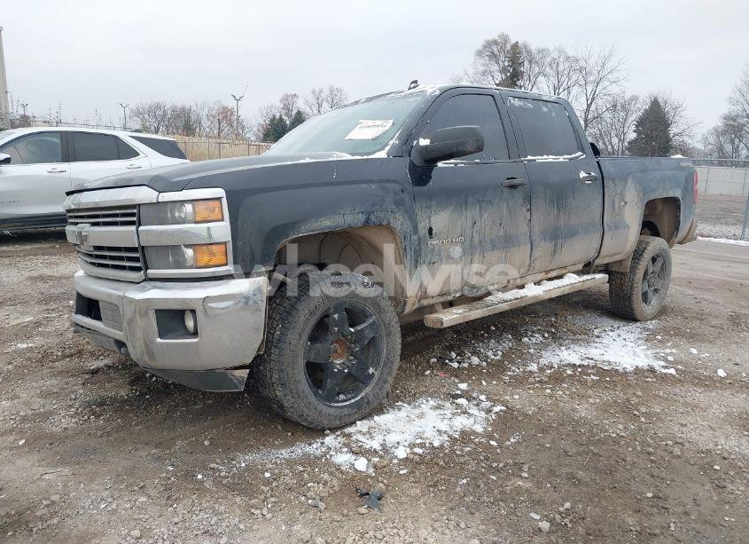 Photo 2 of 2015 Chevrolet Silverado 2500HD LT (VIN 1GC1KVEG3FF104814)