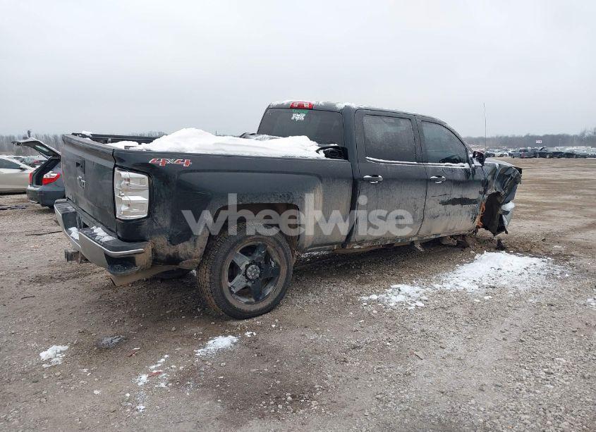 Photo 4 of 2015 Chevrolet Silverado 2500HD LT (VIN 1GC1KVEG3FF104814)