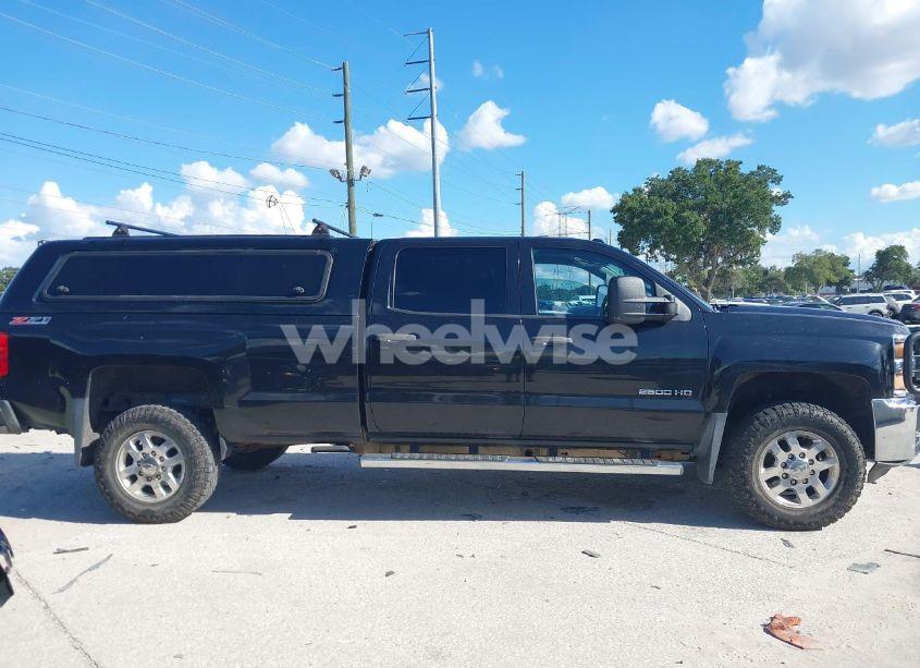 Photo 13 of 2015 Chevrolet Silverado 2500HD LT (VIN 1GC1KVEG3FF132600)