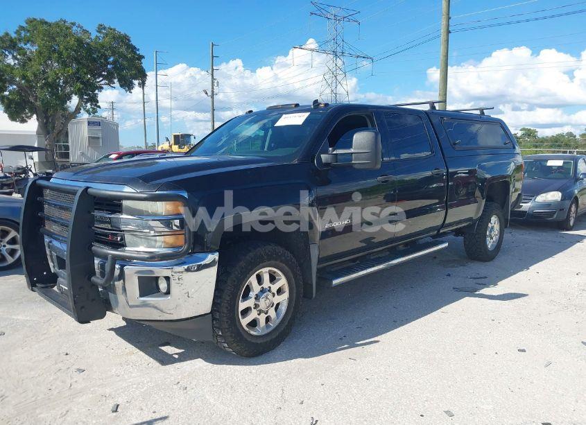 Photo 2 of 2015 Chevrolet Silverado 2500HD LT (VIN 1GC1KVEG3FF132600)