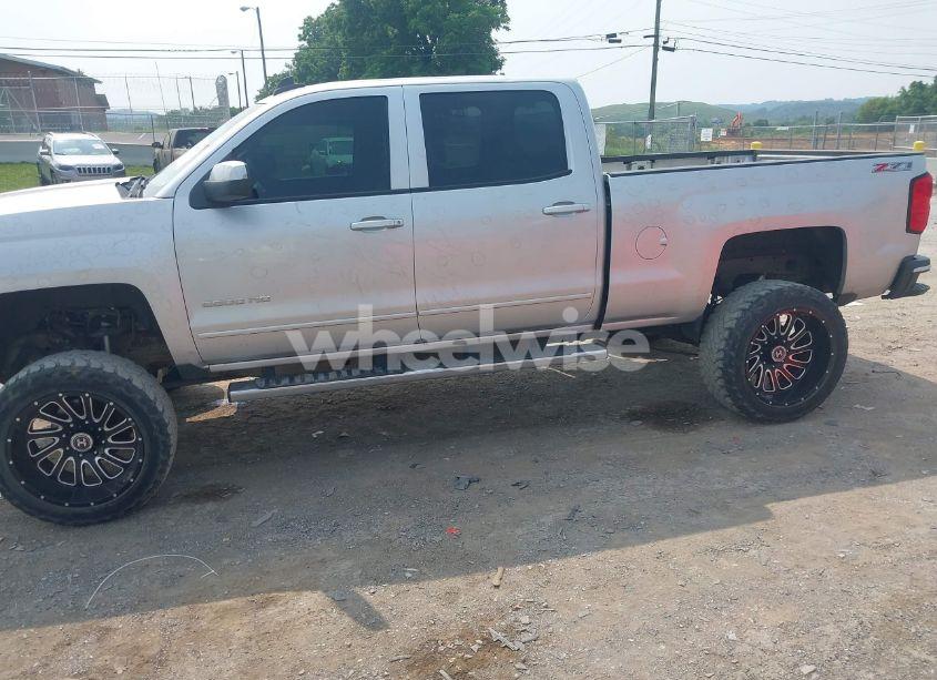 Photo 14 of 2015 Chevrolet Silverado 2500HD LT (VIN 1GC1KVEG3FF661609)