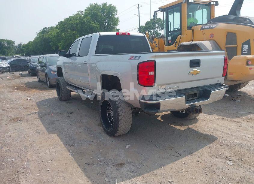 Photo 3 of 2015 Chevrolet Silverado 2500HD LT (VIN 1GC1KVEG3FF661609)