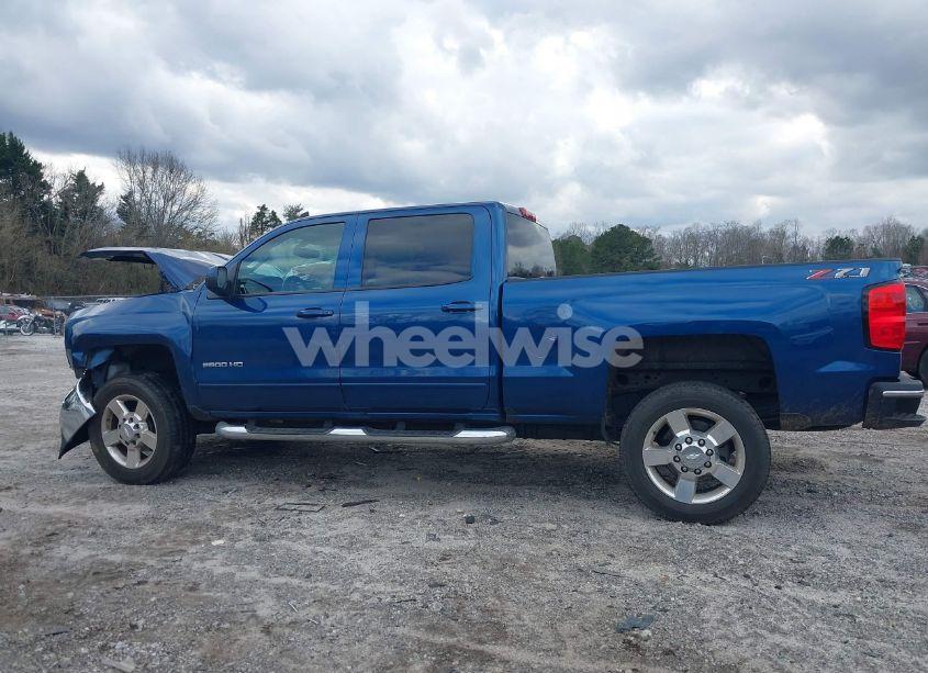 Photo 14 of 2018 Chevrolet Silverado 2500HD LT (VIN 1GC1KVEG3JF114283)