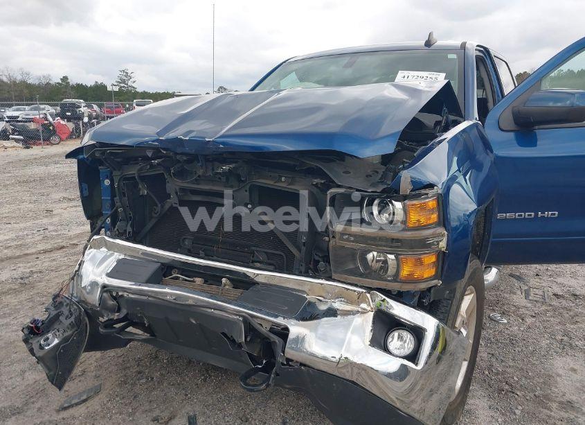 Photo 6 of 2018 Chevrolet Silverado 2500HD LT (VIN 1GC1KVEG3JF114283)