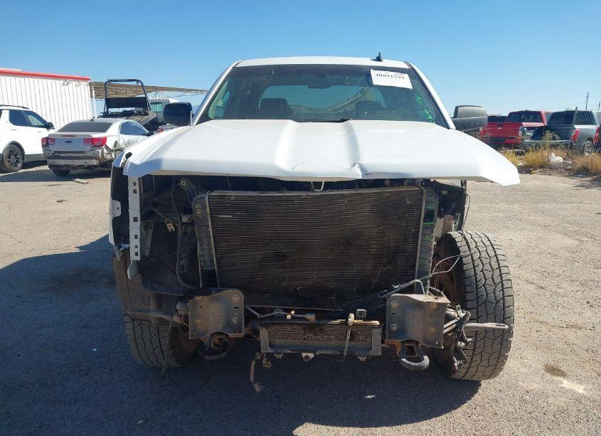 Photo 13 of 2015 Chevrolet Silverado 2500HD LT (VIN 1GC1KVEG4FF131147)