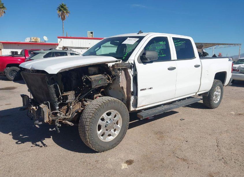 Photo 6 of 2015 Chevrolet Silverado 2500HD LT (VIN 1GC1KVEG4FF131147)