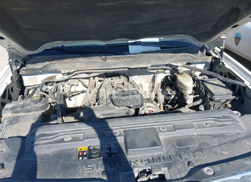 Photo 10 of 2015 Chevrolet Silverado 2500HD LT (VIN 1GC1KVEG4FF141239)