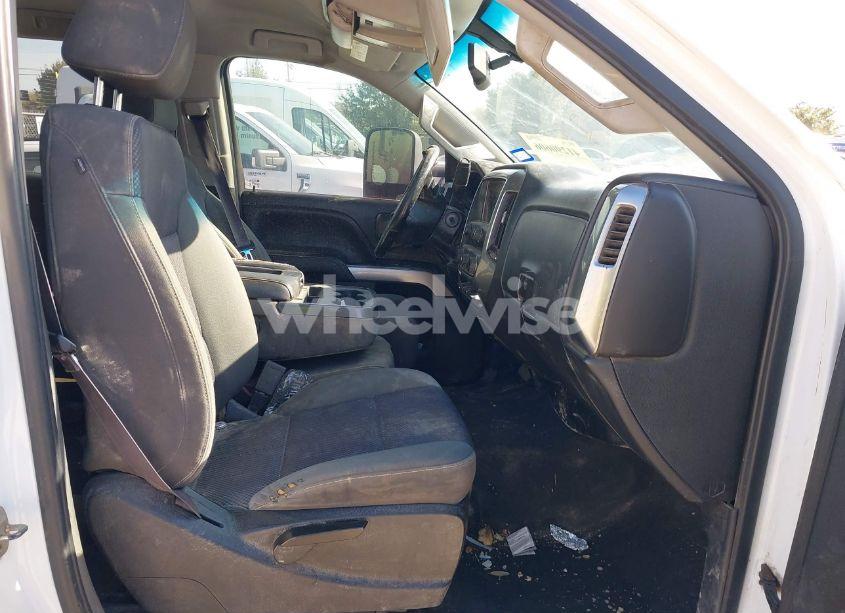 Photo 5 of 2015 Chevrolet Silverado 2500HD LT (VIN 1GC1KVEG4FF141239)
