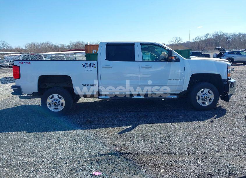 Photo 13 of 2017 Chevrolet Silverado 2500HD LT (VIN 1GC1KVEG4HF155497)
