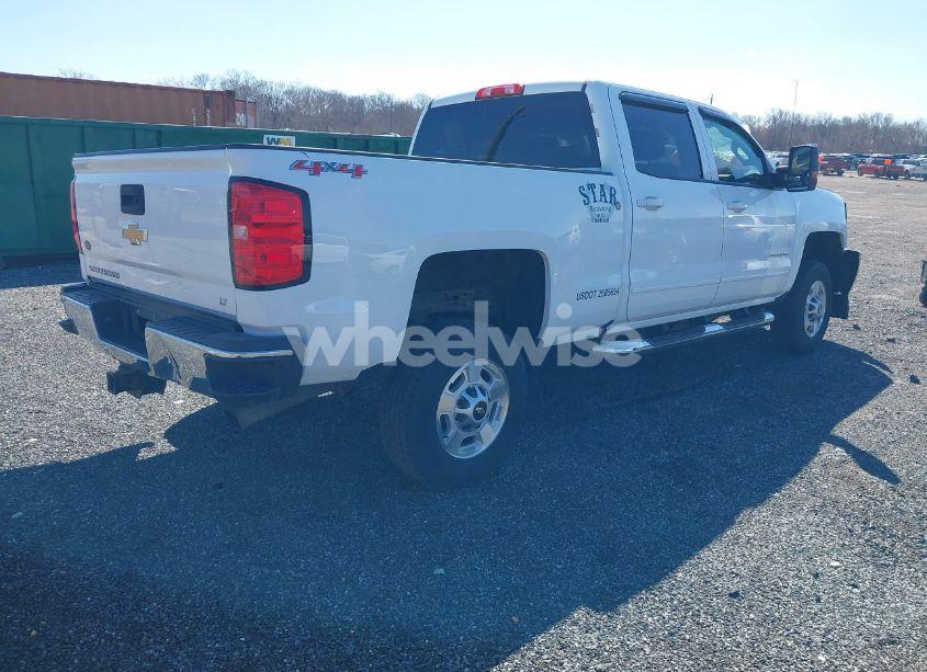 Photo 4 of 2017 Chevrolet Silverado 2500HD LT (VIN 1GC1KVEG4HF155497)