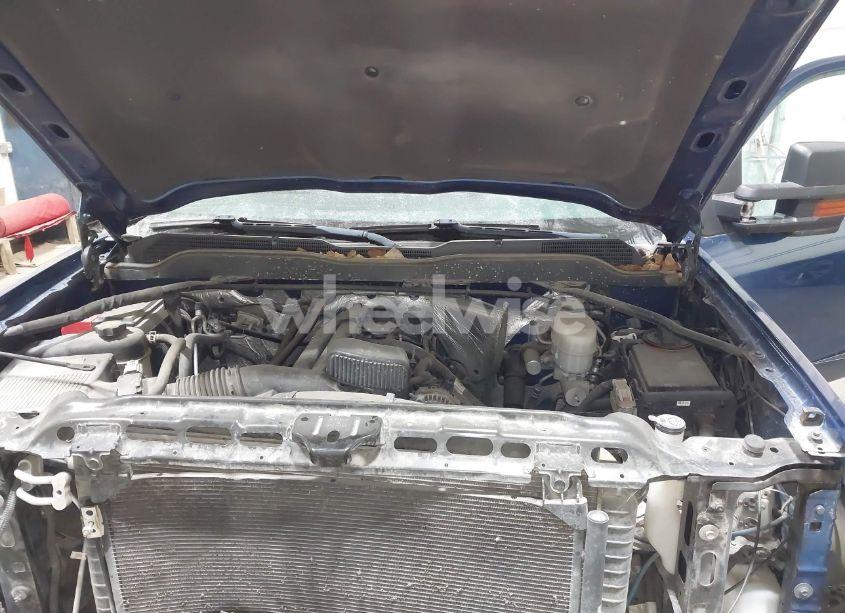 Photo 10 of 2015 Chevrolet Silverado 2500HD LT (VIN 1GC1KVEG5FF554576)