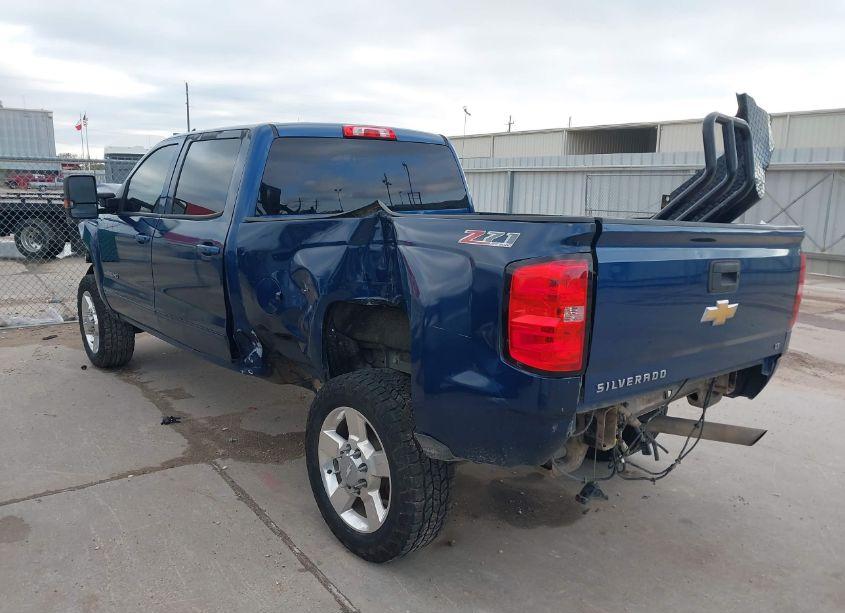 Photo 3 of 2016 Chevrolet Silverado 2500HD LT (VIN 1GC1KVEG5GF297243)