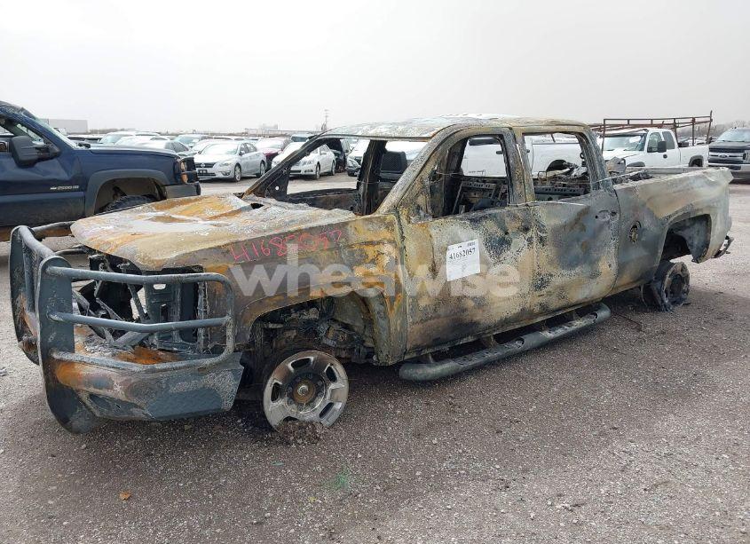 Photo 2 of 2017 Chevrolet Silverado 2500HD LT (VIN 1GC1KVEG5HF200415)