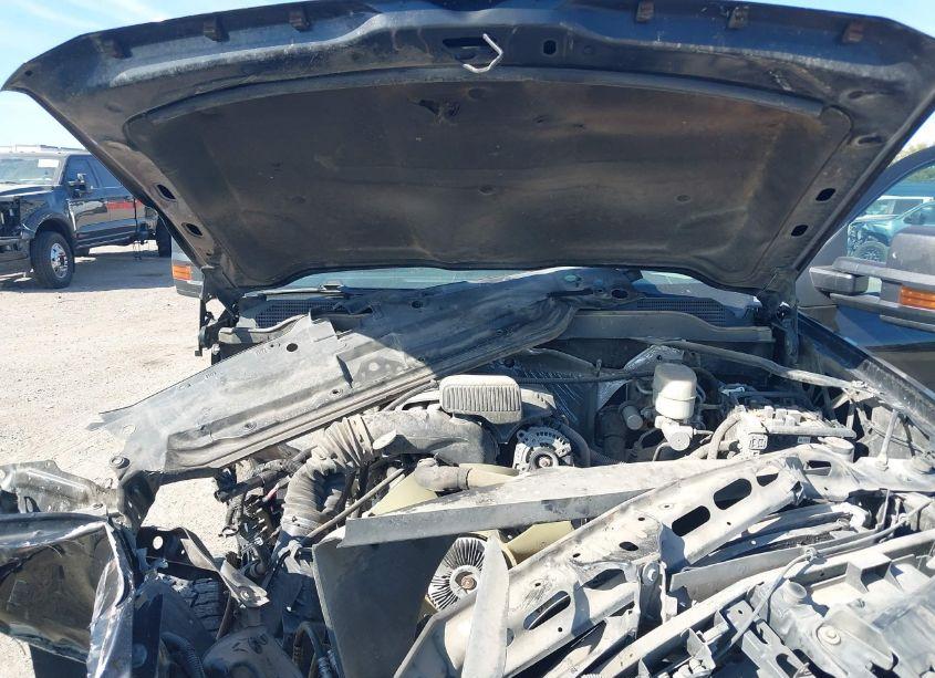 Photo 10 of 2016 Chevrolet Silverado 2500HD LT (VIN 1GC1KVEG6GF170971)