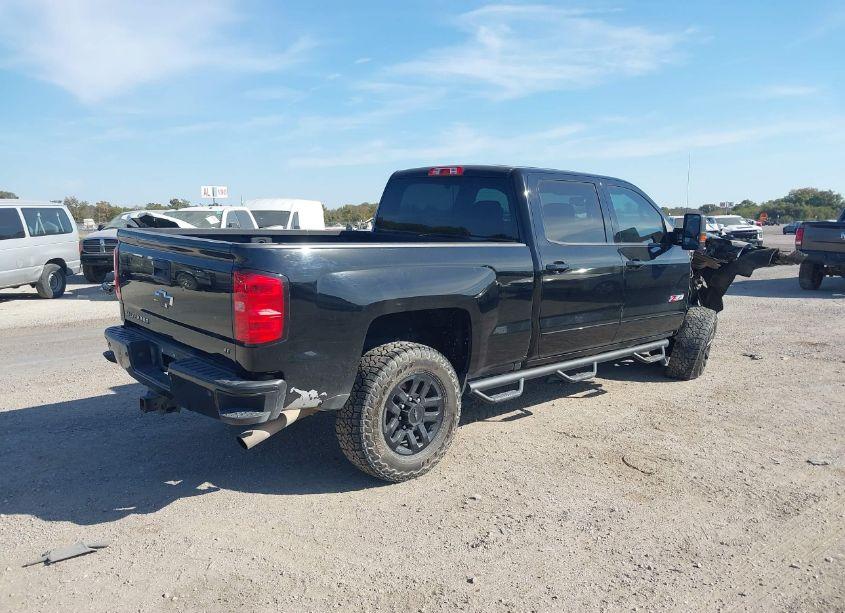 Photo 4 of 2016 Chevrolet Silverado 2500HD LT (VIN 1GC1KVEG6GF170971)