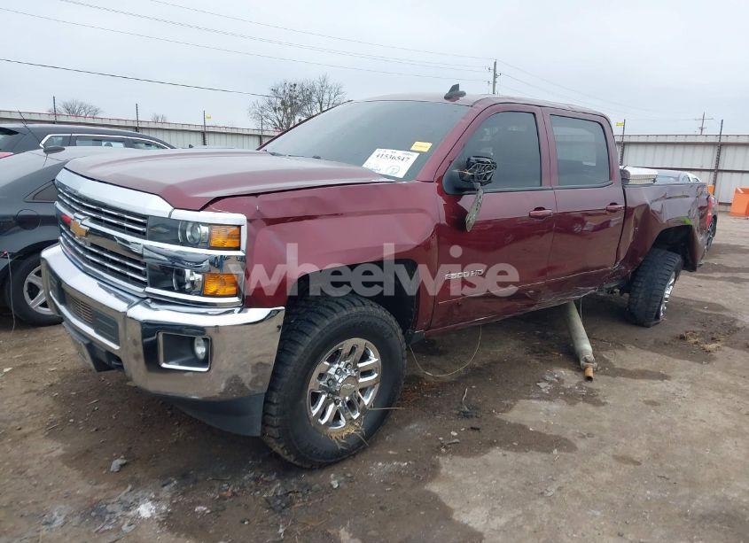 Photo 2 of 2016 Chevrolet Silverado 2500HD LT (VIN 1GC1KVEG7GF303768)