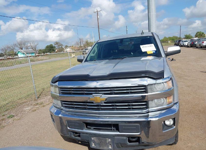 Photo 12 of 2015 Chevrolet Silverado 2500HD LT (VIN 1GC1KVEG8FF586745)