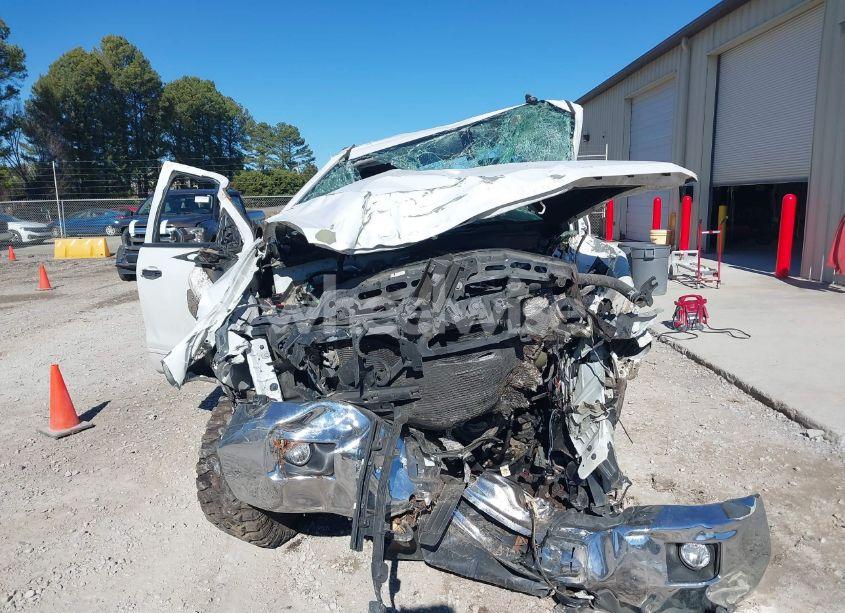 Photo 12 of 2016 Chevrolet Silverado 2500HD LT (VIN 1GC1KVEG8GF222990)