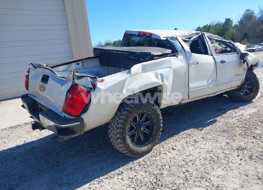 Photo 4 of 2016 Chevrolet Silverado 2500HD LT (VIN 1GC1KVEG8GF222990)