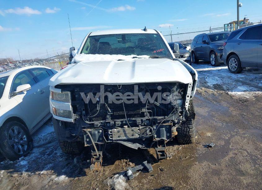 Photo 12 of 2016 Chevrolet Silverado 2500HD LT (VIN 1GC1KVEG9GF250538)