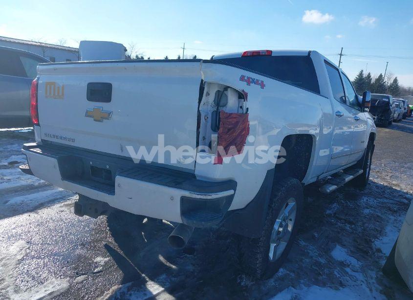 Photo 4 of 2016 Chevrolet Silverado 2500HD LT (VIN 1GC1KVEG9GF250538)