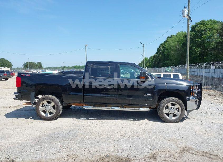 Photo 13 of 2016 Chevrolet Silverado 2500HD LT (VIN 1GC1KVEG9GF296399)