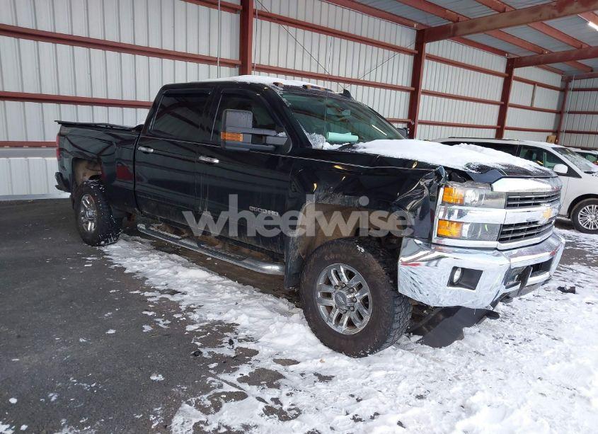 2017 Chevrolet Silverado 2500HD LT (VIN 1GC1KVEGXHF105705) main photo