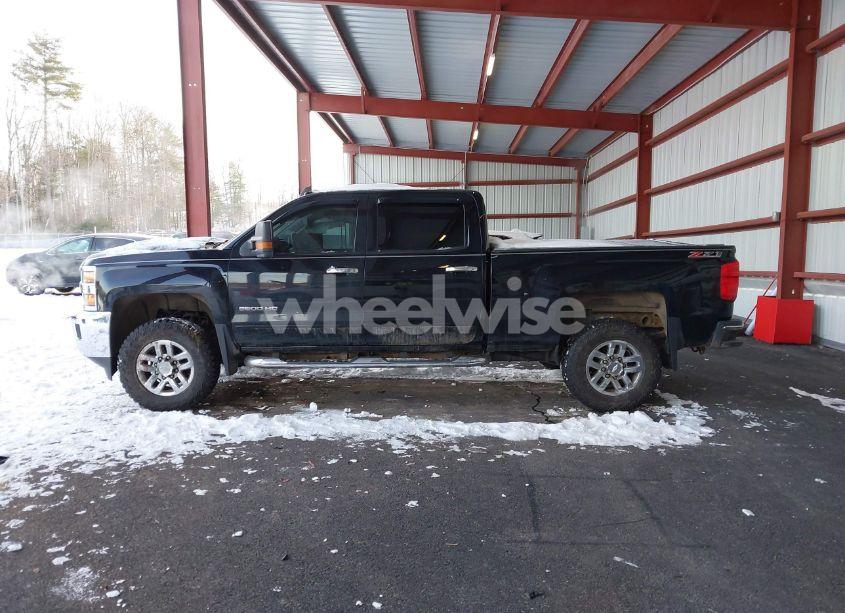 Photo 14 of 2017 Chevrolet Silverado 2500HD LT (VIN 1GC1KVEGXHF105705)