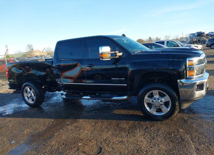 Photo 14 of 2017 Chevrolet Silverado 2500HD LT (VIN 1GC1KVEY1HF153621)