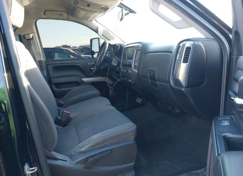 Photo 5 of 2017 Chevrolet Silverado 2500HD LT (VIN 1GC1KVEY1HF153621)