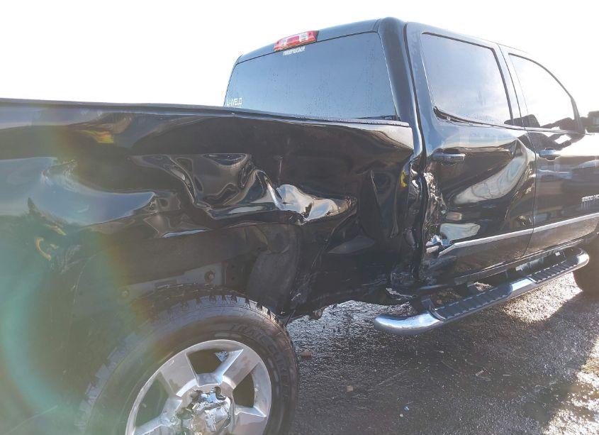 Photo 6 of 2017 Chevrolet Silverado 2500HD LT (VIN 1GC1KVEY1HF153621)