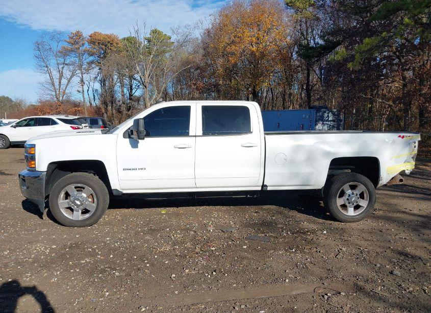 Photo 14 of 2018 Chevrolet Silverado 2500HD LT (VIN 1GC1KVEY3JF132663)
