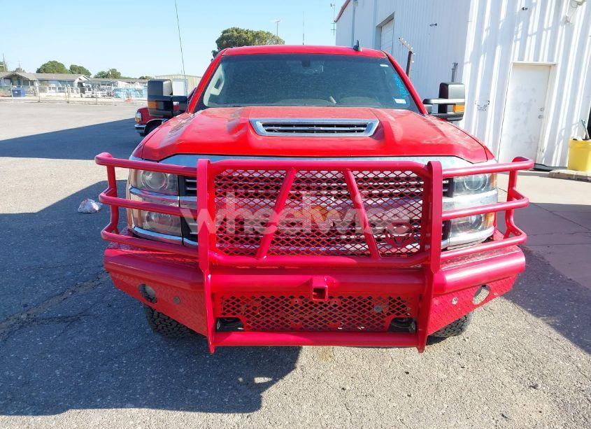 Photo 12 of 2018 Chevrolet Silverado 2500HD LT (VIN 1GC1KVEY3JF184567)