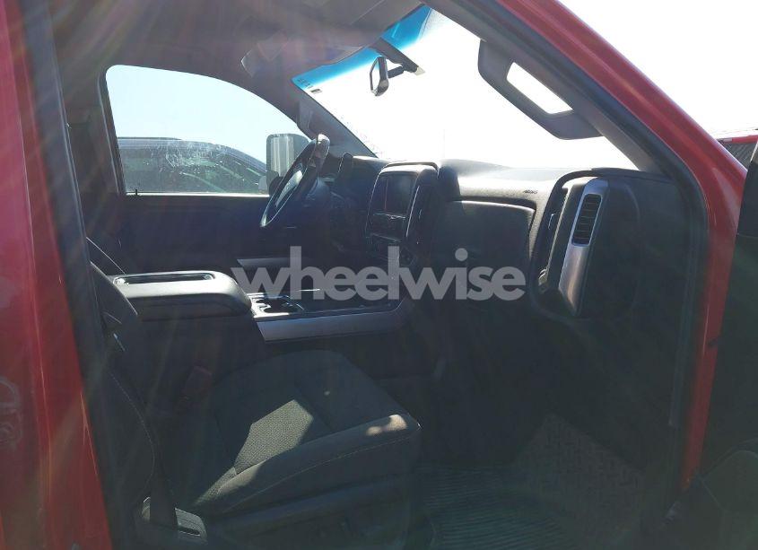 Photo 5 of 2018 Chevrolet Silverado 2500HD LT (VIN 1GC1KVEY3JF184567)