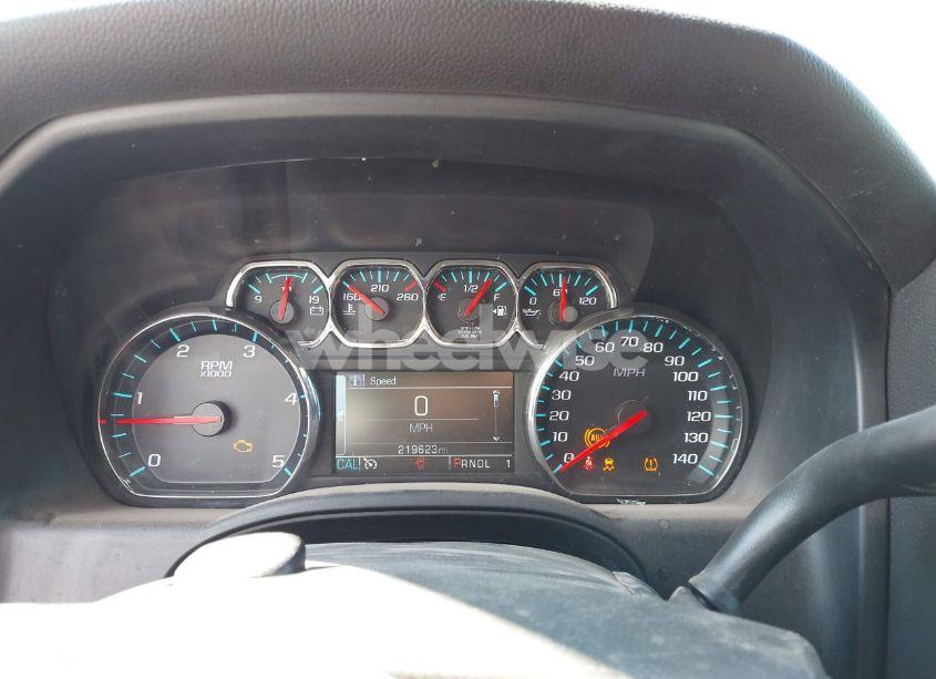 Photo 7 of 2018 Chevrolet Silverado 2500HD LT (VIN 1GC1KVEY3JF184567)