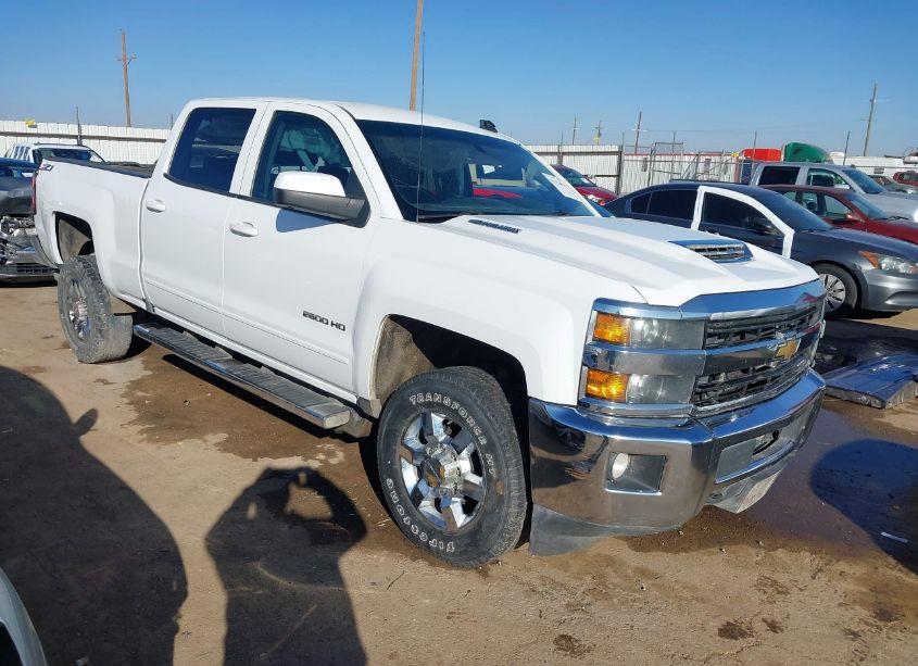 2018 Chevrolet Silverado 2500HD LT (VIN 1GC1KVEY4JF210688) main photo