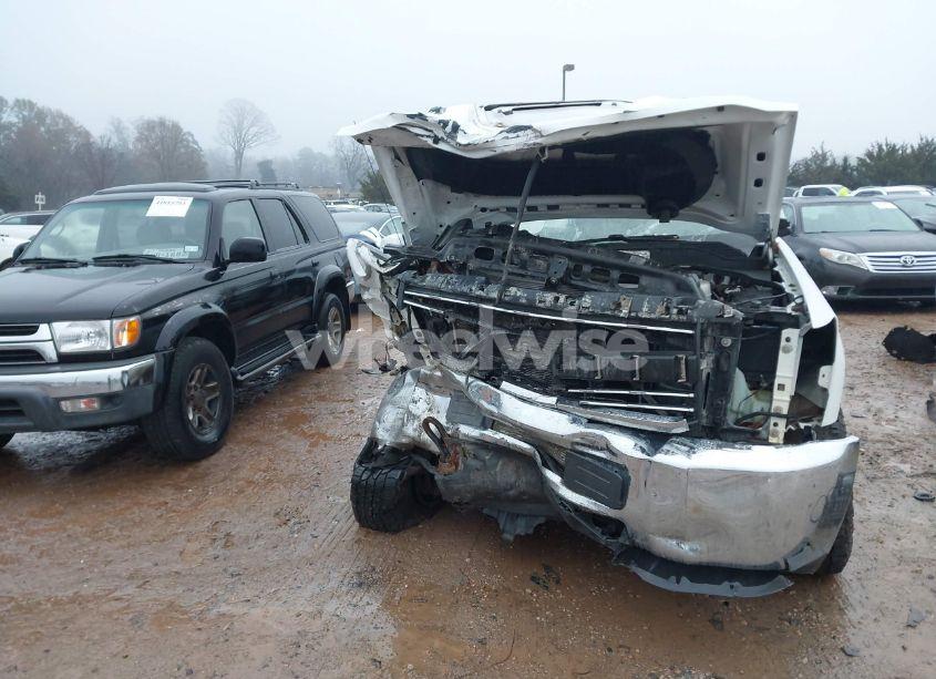 Photo 12 of 2017 Chevrolet Silverado 2500HD LT (VIN 1GC1KVEY5HF165951)